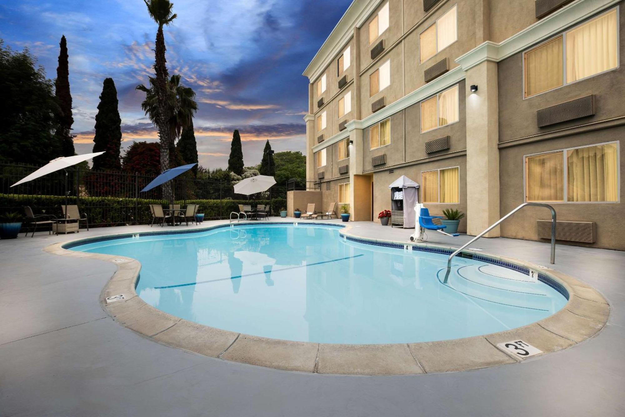 Comfort San Diego South 2* Chula Vista